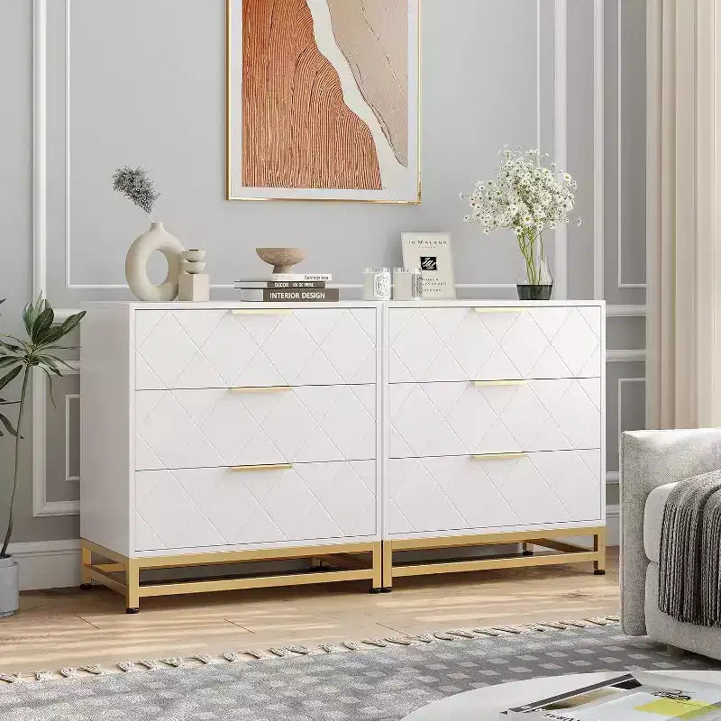 3 Drawer Dresser, Chest of Drawers for Bedroom, Metal Handles and Legs, for Bedroom, Living Room, Entryway, Space Saving